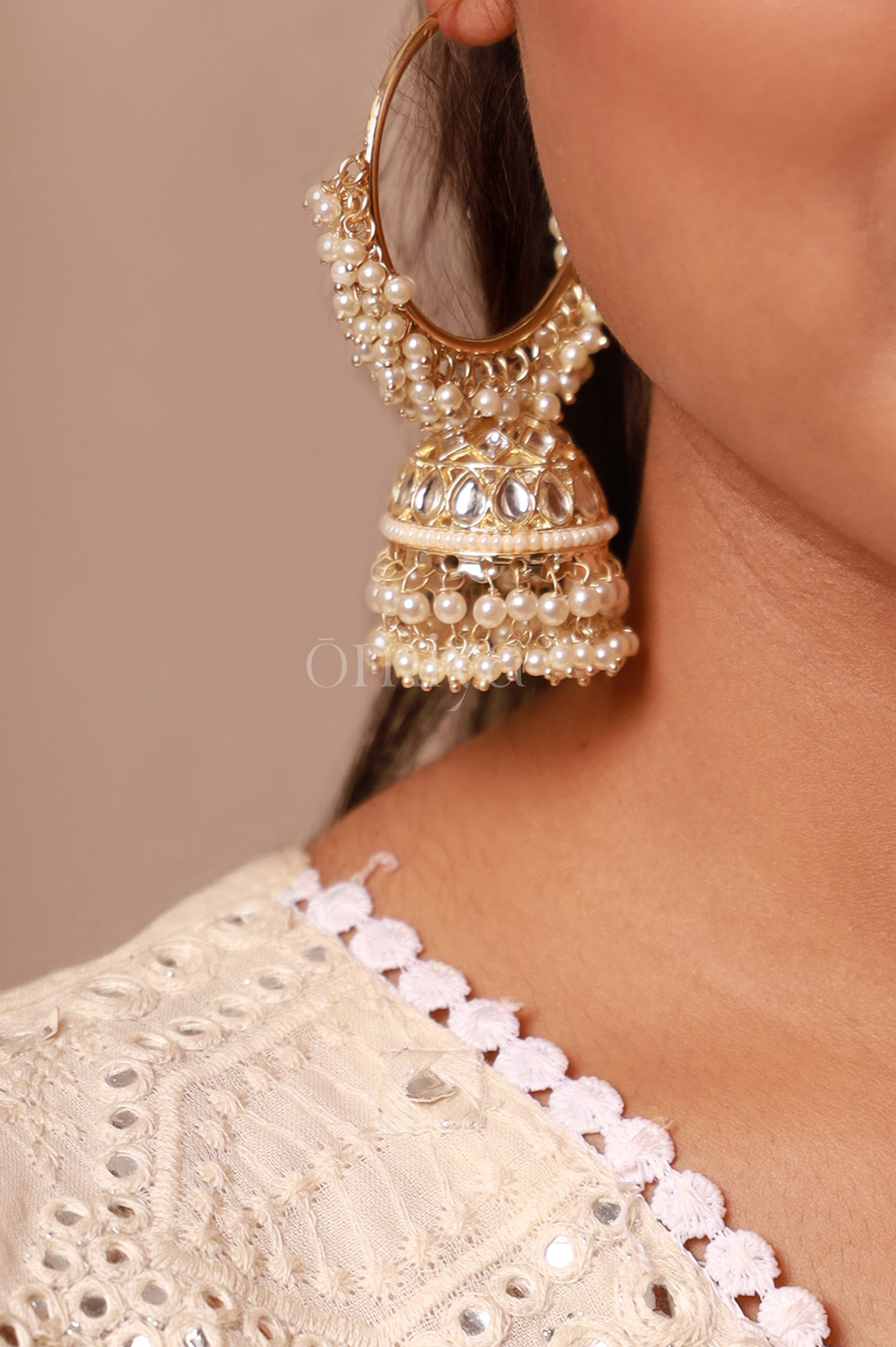 The Crescent Kundan Arches