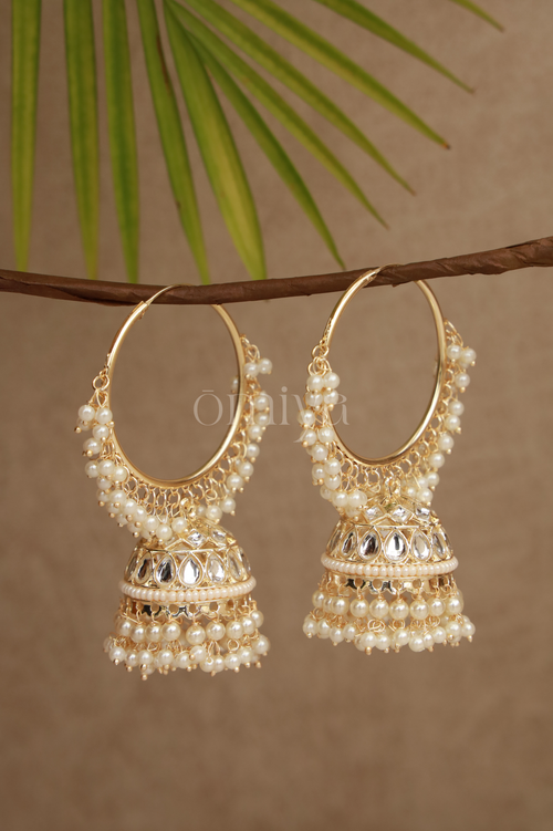 The Crescent Kundan Arches