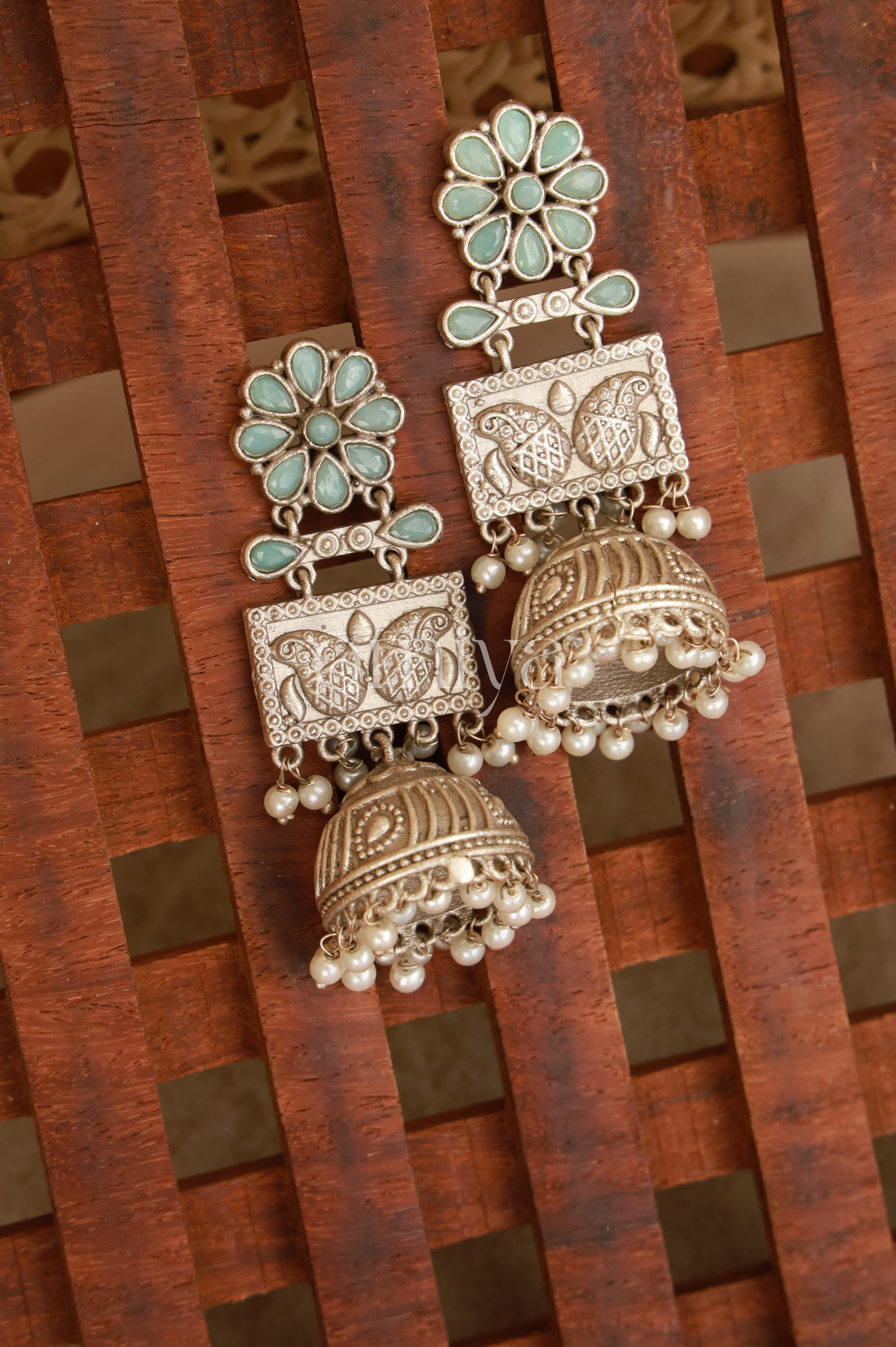 The Folk-Silver Oxidized Jhumkas